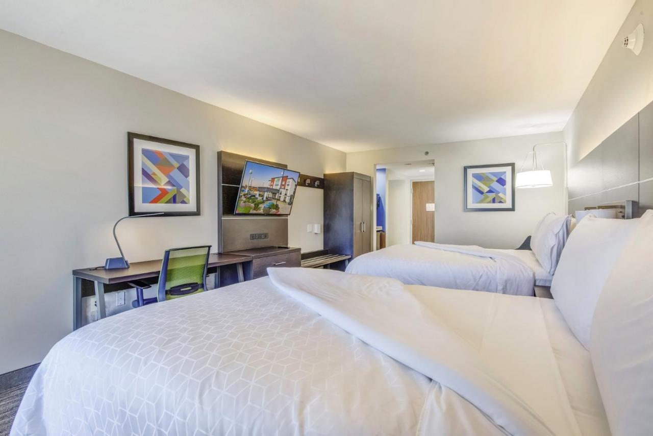 Holiday Inn Express & Suites Longview North By Ihg Bagian luar foto