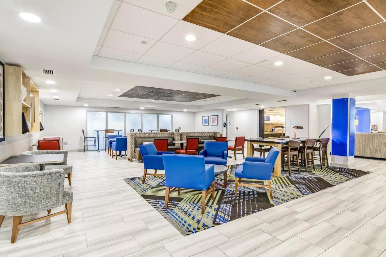 Holiday Inn Express & Suites Longview North By Ihg Bagian luar foto