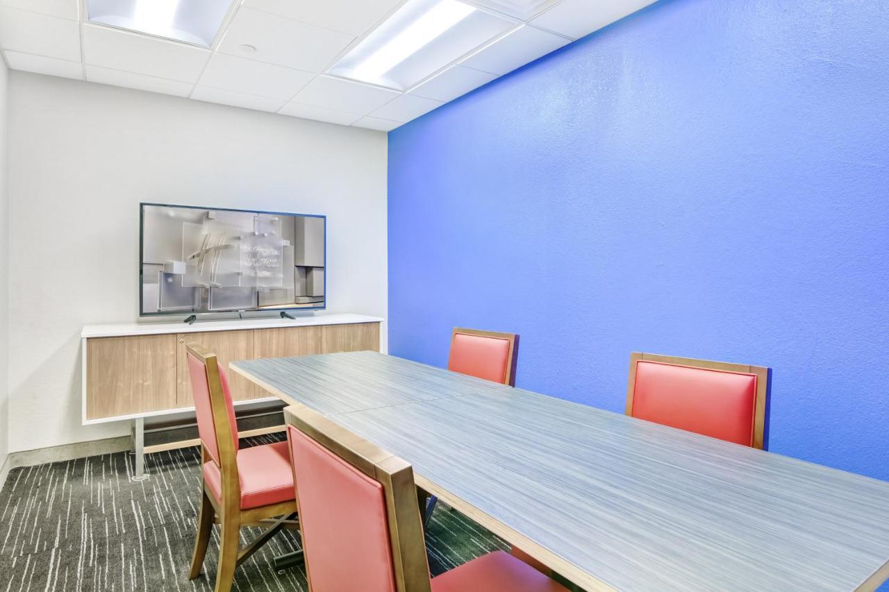 Holiday Inn Express & Suites Longview North By Ihg Bagian luar foto