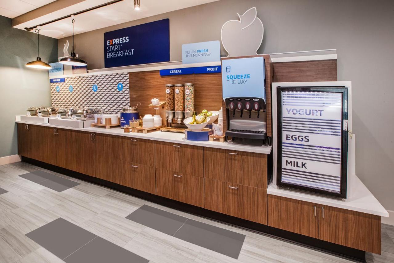 Holiday Inn Express & Suites Longview North By Ihg Bagian luar foto